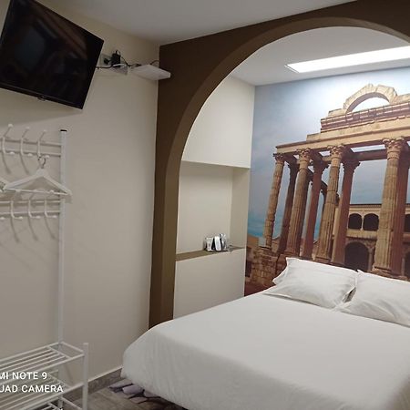Eres Emerita "Apartamentos & Suites" Merida Exterior foto