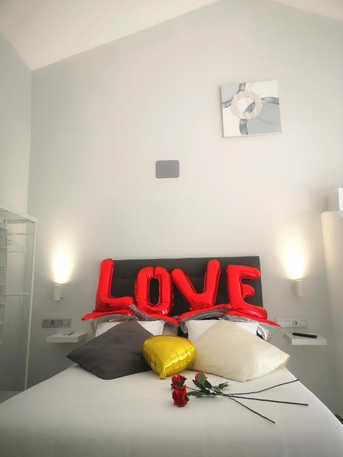 Eres Emerita "Apartamentos & Suites" Merida Exterior foto